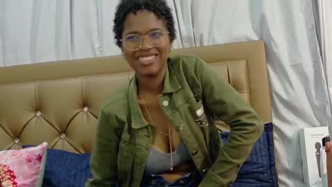 didoelizabeth online show from October 21, 7:07 pm