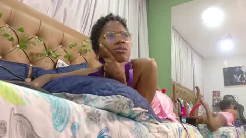 didoelizabeth online show from October 2, 1:49 pm