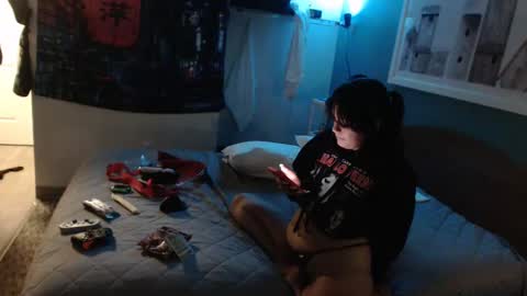 Satans 1 Girl online show from September 23, 11:19 am