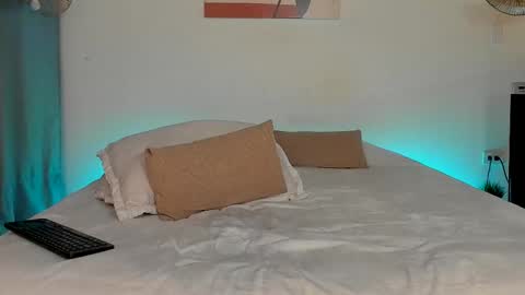 Dilarahkesh  online show from March 3, 7:25 am