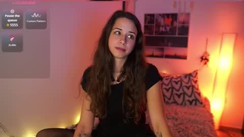 Dina online show from February 27, 3:45 pm