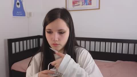 dinahganus online show from November 9, 5:03 am