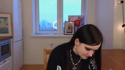 dinahganus online show from November 5, 4:07 am