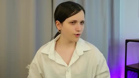 dinahganus online show from October 21, 4:16 am