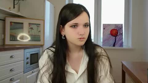 dinahganus online show from October 11, 4:28 am