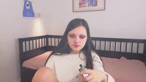 dinahganus online show from November 8, 5:01 am