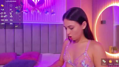 Snapshot of diosa_cristal chatting on September 14, 4:10 am Cristal online show from September 14, 4:10 am