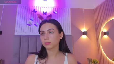 Snapshot of diosa_cristal chatting on January 22, 3:20 am Cristal online show from January 22, 3:20 am