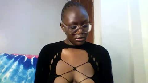 ELLE online show from January 11, 10:31 am