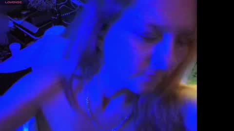 Snapshot of dirtyangel717 chatting on January 10, 7:04 am DaddysDirtyAngel online show from January 10, 7:04 am