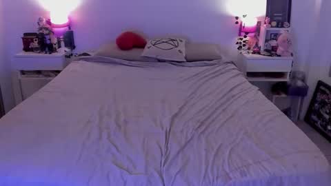 Lena online show from March 2, 5:08 am