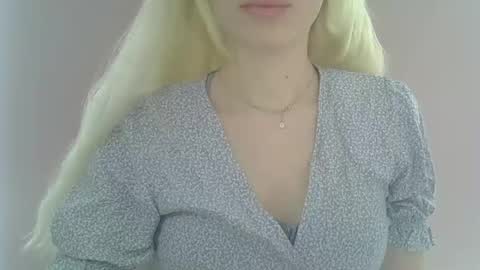 DitaMilton online show from February 25, 10:58 am