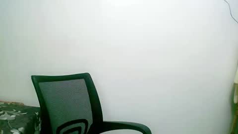 Snapshot of divinegrace10 chatting on January 9, 2:33 am Divine Grace Close To Your Hear online show from January 9, 2:33 am