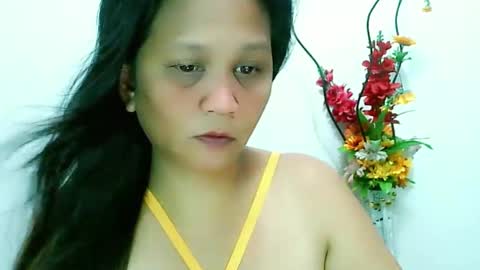 Snapshot of divinegrace10 chatting on January 6, 4:26 am Divine Grace Close To Your Hear online show from January 6, 4:26 am