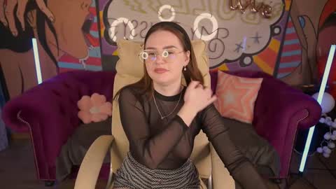 Snapshot of divinejasss chatting on March 7, 9:38 pm DivineJasss online show from March 7, 9:38 pm