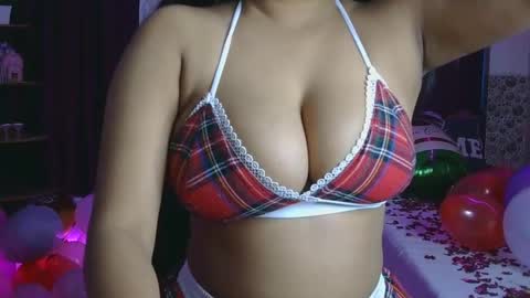 divyakhan online show from January 14, 5:40 am