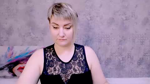 djullia online show from October 12, 7:33 am