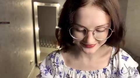 Annie PVT IS OPEN online show from July 7, 9:06 pm