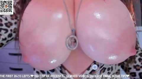 Snapshot of dolce4you69 chatting on January 28, 4:50 am Dea----IF YOU WANT TO SUPPORT ME -Purshase subscribtions scroll BIO THANK YOU LOVE - online show from January 28, 4:50 am