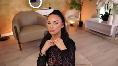 Monica online show from October 15, 9:56 am