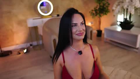 Monica online show from October 13, 9:23 am