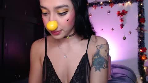 dolceclown_ online show from December 11, 3:24 am