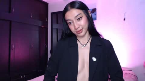 dolceclown_ online show from February 22, 6:17 am
