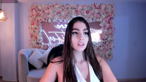 Dolcie  online show from February 17, 11:55 am