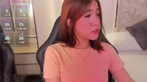 Snapshot of doll_eyeess_ chatting on October 7, 2:38 am D online show from October 7, 2:38 am