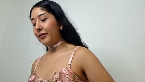 doll_maddy online show from June 15, 11:21 am