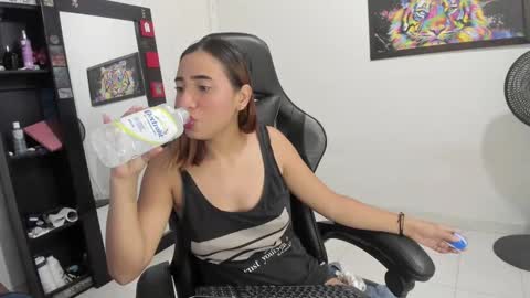 doll_miaa online show from January 23, 5:35 am