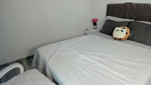 doll_oriana online show from September 26, 8:06 pm