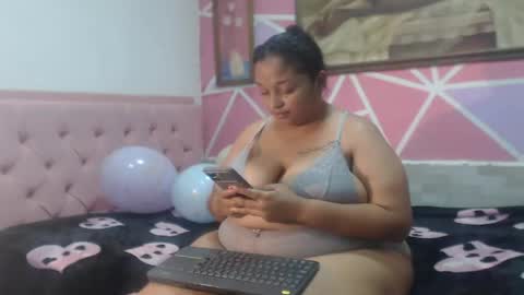 doll rihana online show from May 4, 2:26 am