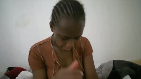 dollberry online show from March 11, 7:57 am