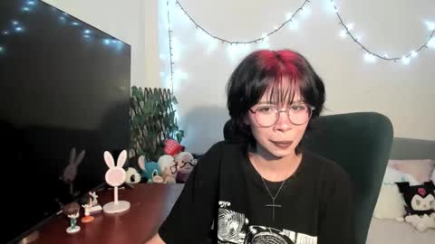 mina online show from November 7, 4:51 am