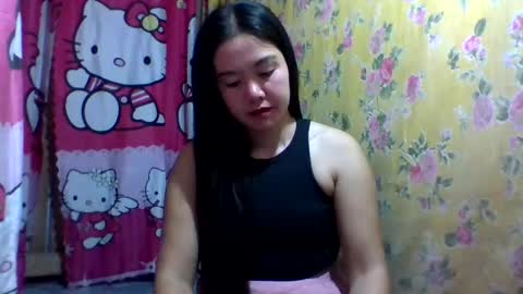 Snapshot of dolly_cute28 chatting on February 27, 8:31 pm dolly_cute28 online show from February 27, 8:31 pm