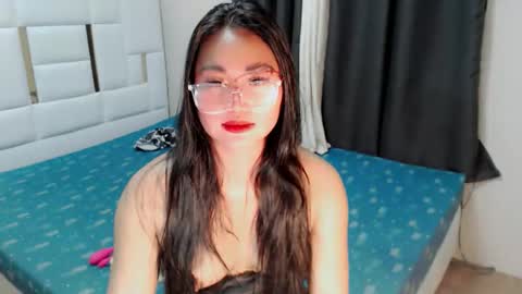 Snapshot of dolly_yume chatting on September 9, 5:02 pm YUMEE online show from September 9, 5:02 pm