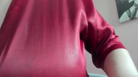 Snapshot of dolly_zoe chatting on September 29, 5:12 am Call me Zoe online show from September 29, 5:12 am