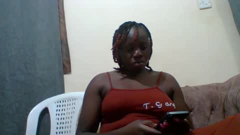 dollyvee online show from November 8, 6:13 pm