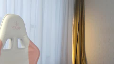 Dolly online show from September 24, 6:34 am