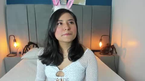 DollyWood  online show from October 27, 8:03 pm