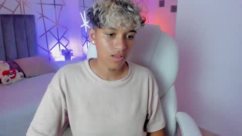 Dominick  online show from January 9, 8:55 pm