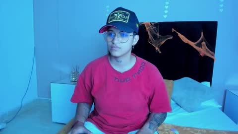 Dominick  online show from October 16, 6:49 am