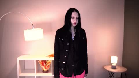 Snapshot of donaroberts chatting on September 10, 9:59 pm Dona online show from September 10, 9:59 pm