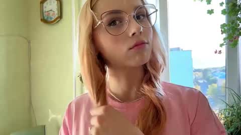 Karolina online show from October 7, 11:36 am