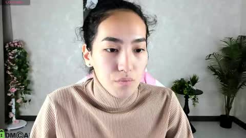 Snapshot of donnaa_drew chatting on October 15, 3:09 am Aura online show from October 15, 3:09 am