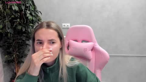 Donna On GMT2 Mon-Fri 3-9 AM online show from March 5, 12:16 am