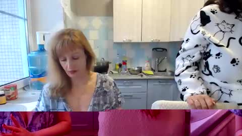 Tatiana 43 curvy sexy body and Joanna redhead 39 years online show from December 12, 7:52 am