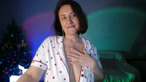 Tatiana 43 curvy sexy body and Joanna redhead 39 years online show from January 15, 7:09 pm