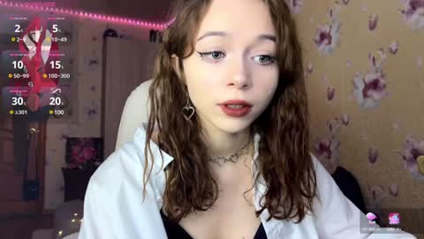 Snapshot of dontoke_ chatting on December 24, 4:51 pm Nicole online show from December 24, 4:51 pm